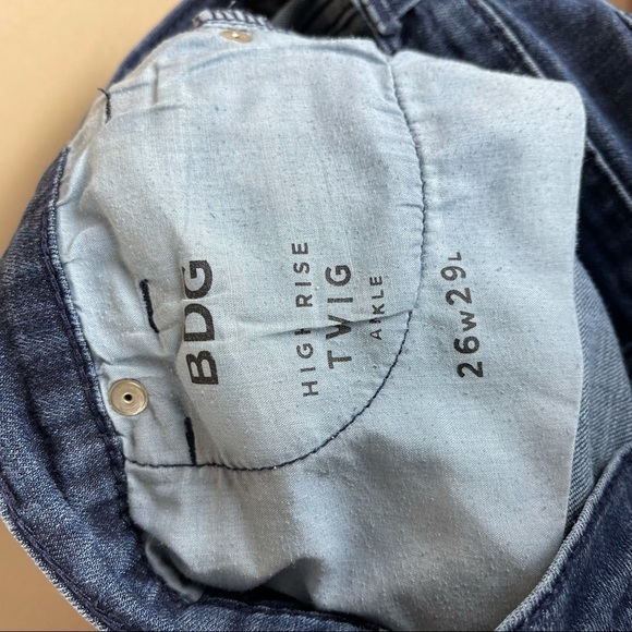 Urban Outfitters BDG Size 26 x 29 High Rise Twig Ankle Jeans Skinny Grunge - Picture 5 of 9